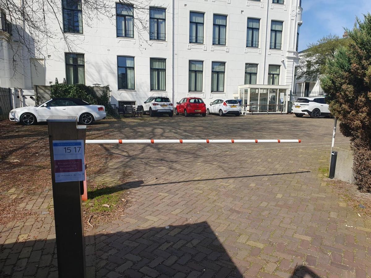 Hotel Lion D'Or Haarlem Bagian luar foto